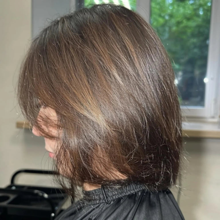 Природний темний відтінок, робота з профілю ola.hairstyle_
